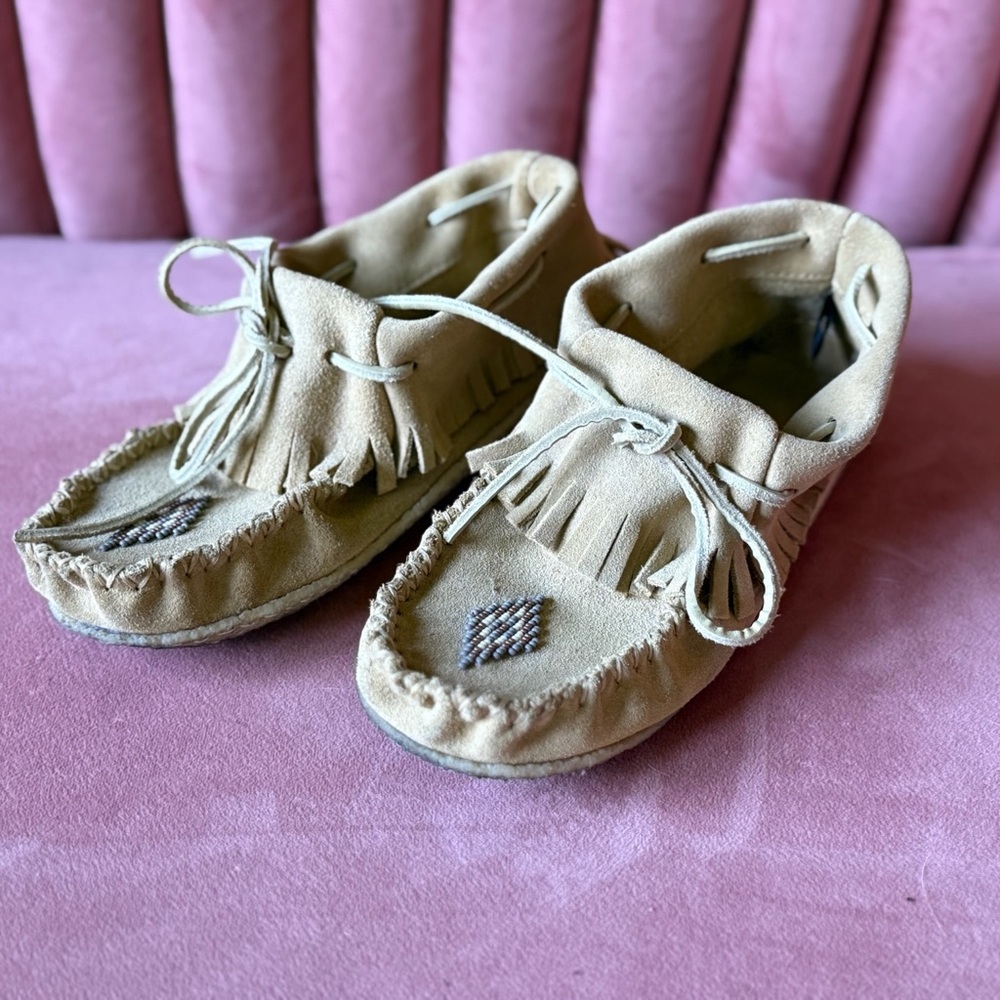 Women’s Fringe Moccasins - Tan